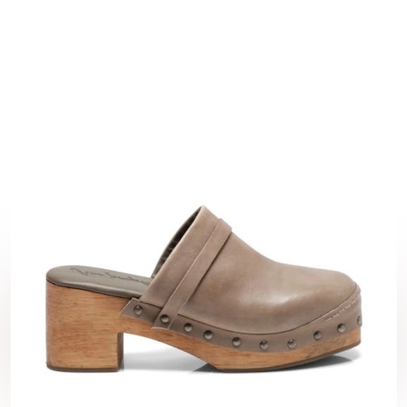 NWT Free People Calabasas Clog Washed Taupe Womens Sz 40 US 10 - Picture 5 of 14